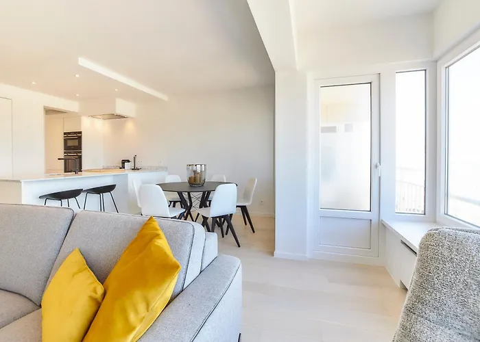 Lecomte - The Shoreline Waves 125 Ostend